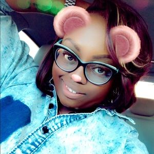 Meet your Posher, Erica